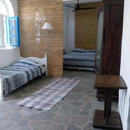 Sotires57 Sarakiniko (Paros)